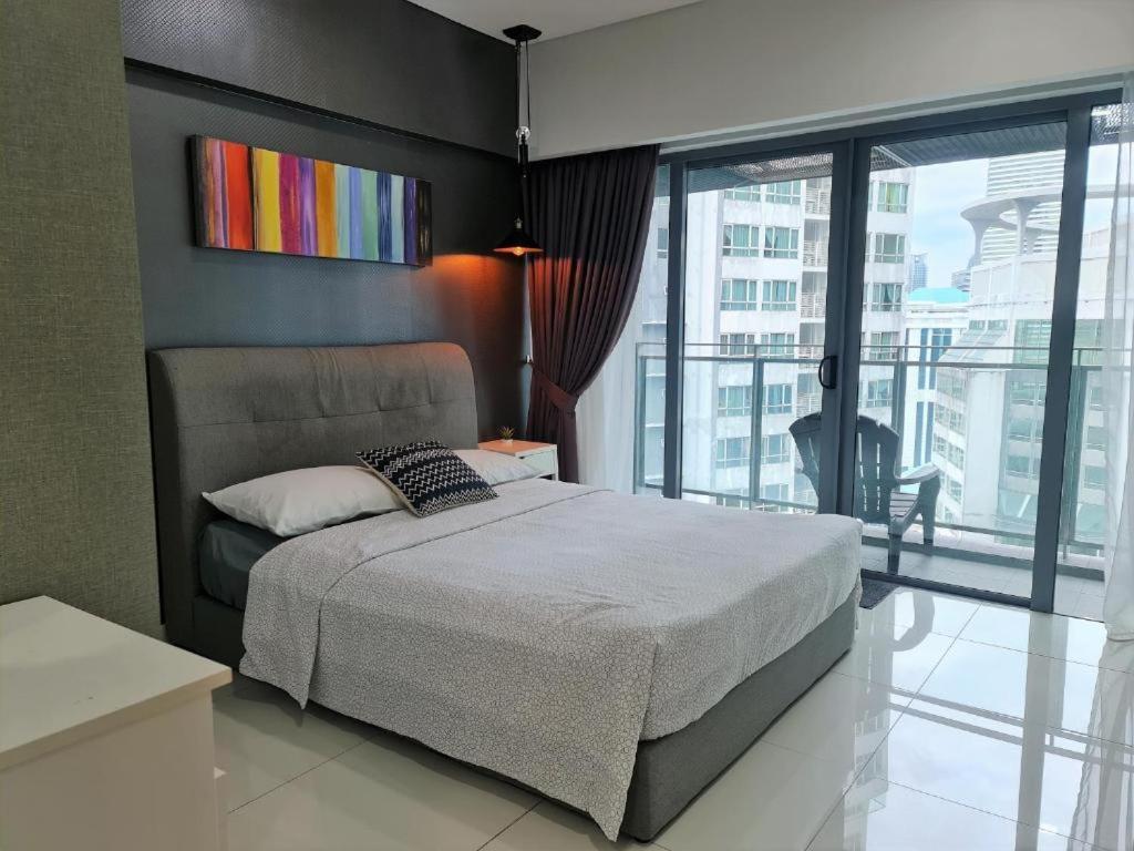 Summer Suites @Bukit Bintang Klcc By Sarah'S Lodge Куала-Лумпур Экстерьер фото